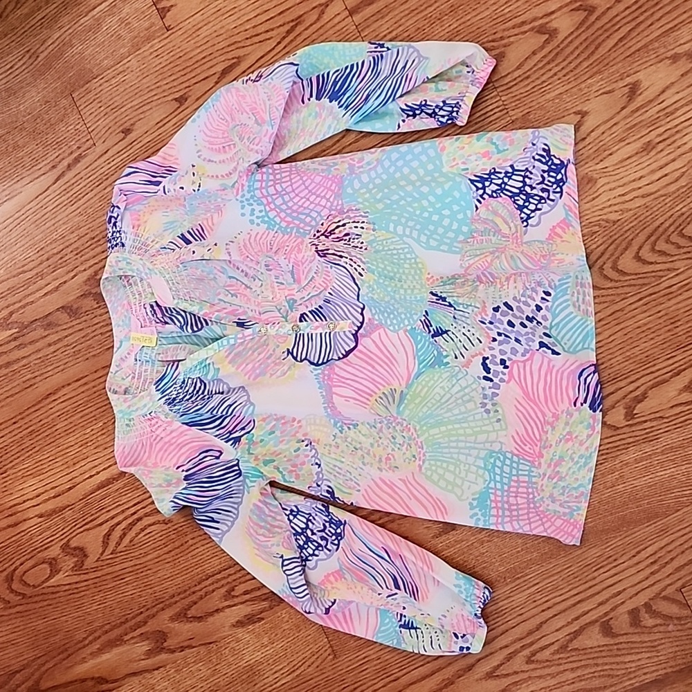 Lilly pulitzer small top. Just drycleaned